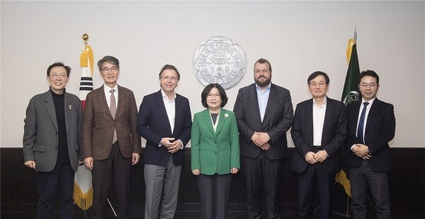 이화여대-독일 프라운호퍼 IBMT, 신약 후보 물질 심독성 평가 AI 플랫폼... - 뉴스 썸네일 이미지