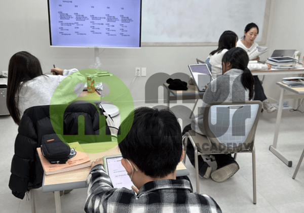 펀치랩 '머머 영어학원', 겨울방학 맞춤형 영어 특강 개설 - 뉴스 썸네일 이미지