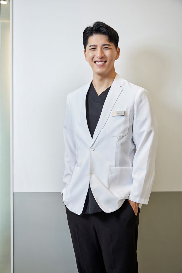 안양 평촌 이생각 치과 김기영 대표 원장